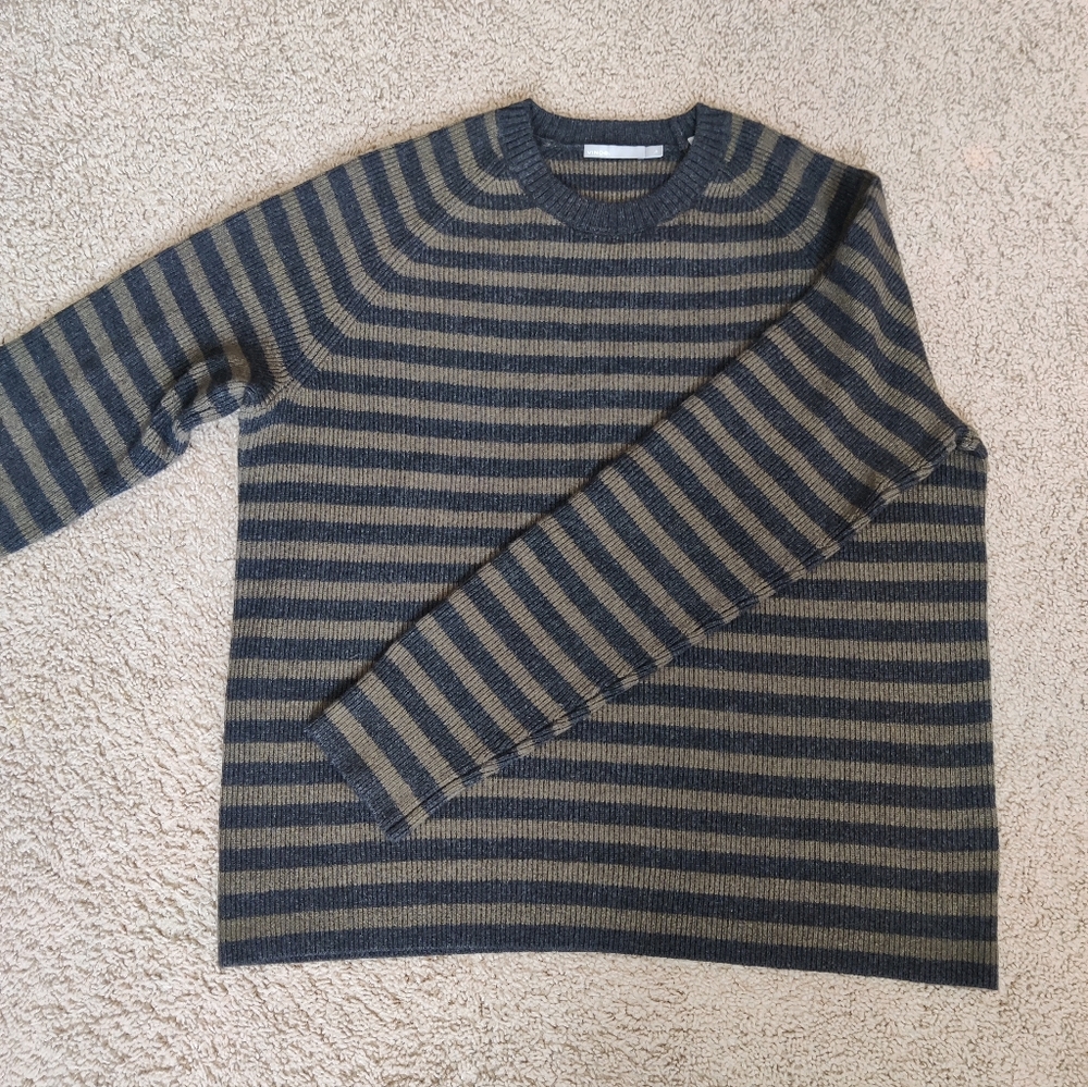 NEW Vince Wool and Cashmere Sweater